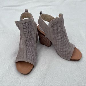 Sola Open toe Booties Size 6